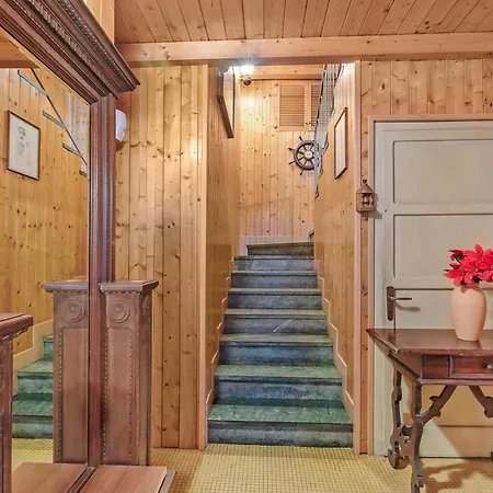 Apartment La Lanterna Swimming Pool Retreat - Happy