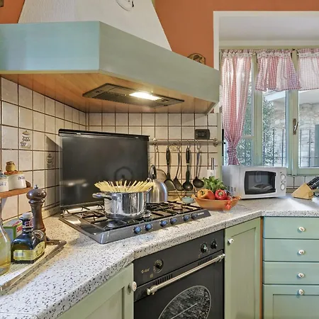 La Lanterna Swimming Pool Retreat - Happy * Gignese