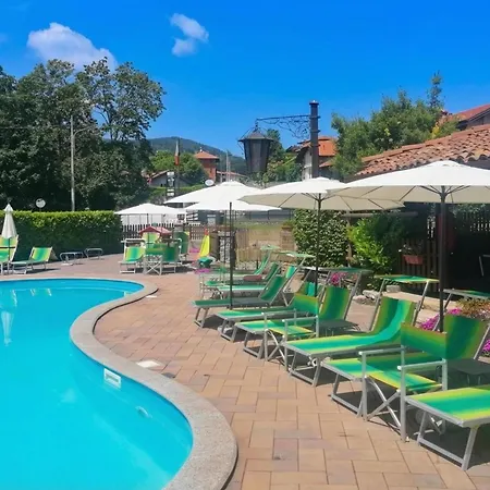 La Lanterna Swimming Pool Retreat - Happy Appartement