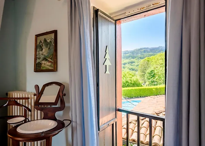 La Lanterna Swimming Pool Retreat - Happy 아파트 Gignese